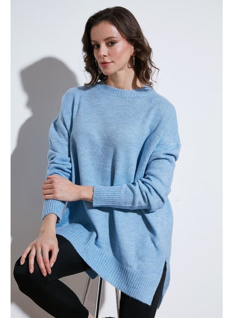Lela Casual Cut Slit Detailed Crew Neck Sweater Women's Sweater 4616142Y - Image 1
